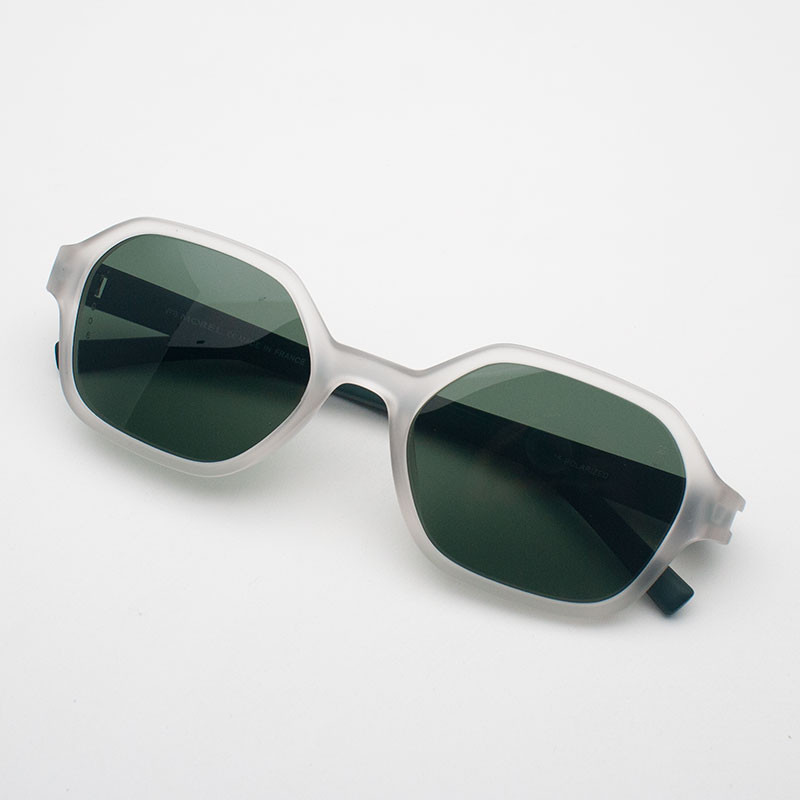 عینک آفتابی بیضی مورل مدل 78006C3POLARIZED