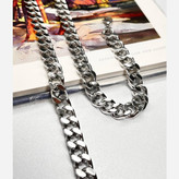 گردنبند مردانه مدل کارتیه Cartier جنس استیل عیار 316 رنگ ثابت کد ztk (پس کرایه)