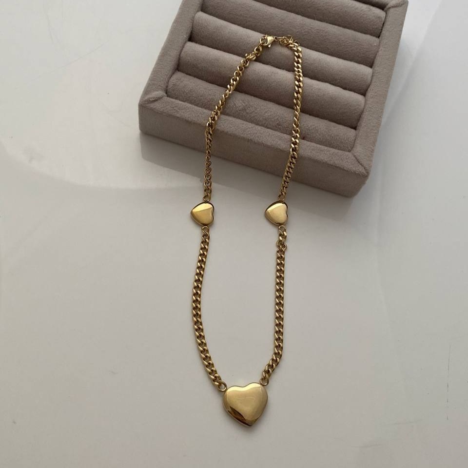 گردنبند زنانه مینیمال طرح قلب با زنجیر مدل کارتیه Cartier فری سایز Freesize رنگ کاملا ثابت کد tj (پس کرایه)
