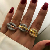 انگشتر زنانه نگین دار طرح شنل CHANEL فری سایز Freesize رنگ کاملا ثابت کد sm (پس کرایه)