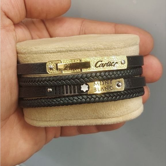 دستبند چرمی قفل و پلاک استیل مردانه طرح گوچی Gucci کیفیت چرم عالی در تنوع طرح رنگ ثابت کد bn (پس کرایه)