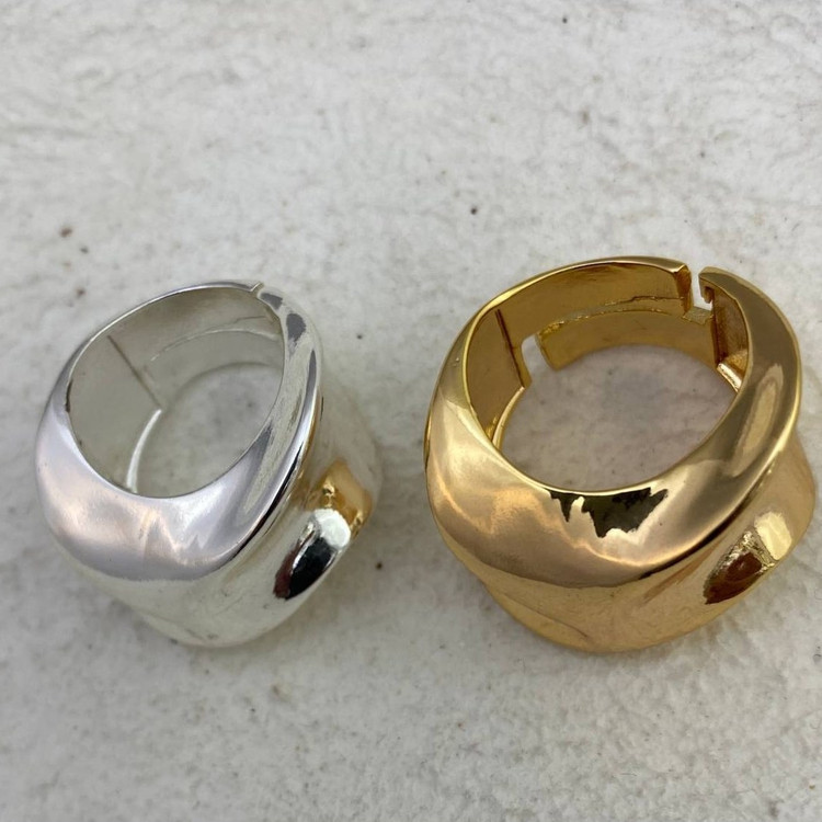انگشتر آبکاری نقره زنانه طرح مینیمال آینه ای پهن فری سایز Freesize رنگ ثابت کد tj (پس کرایه)