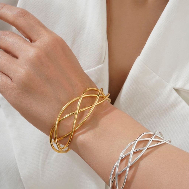 دستبند بنگل النگویی فنری دو لاین طرح گره مارپیچ رنگ ثابت تنوع طرح کد mp