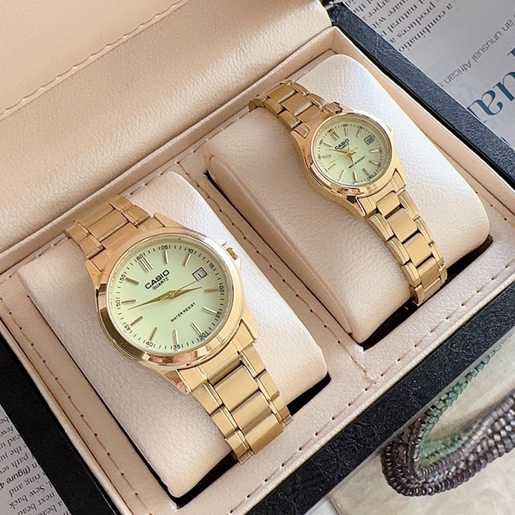 ساعت زنانه و مردانه قیمت تک کاسیو استیل تاریخ دار موتور ژاپن مارک معروف CASIO نمونه درجه یک ارسال رایگان