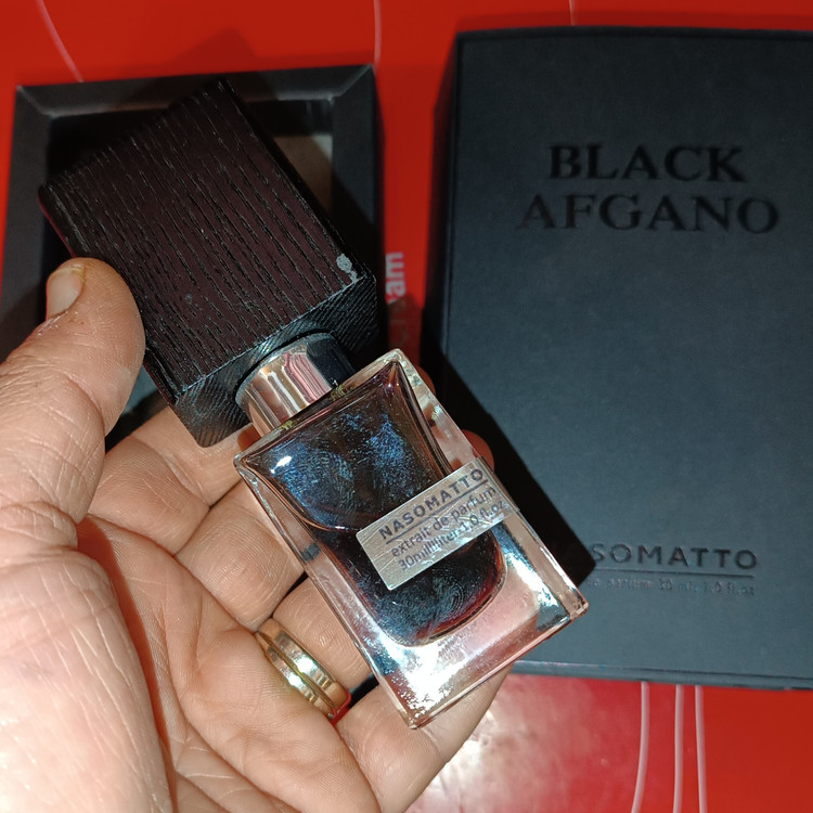 ادکلن بلک افغان ناسوماتو black afgano nasomatto عطر بلک افغان Back Afgano رایحه بلک افگان اودکلن بلک افقان عطر افگان