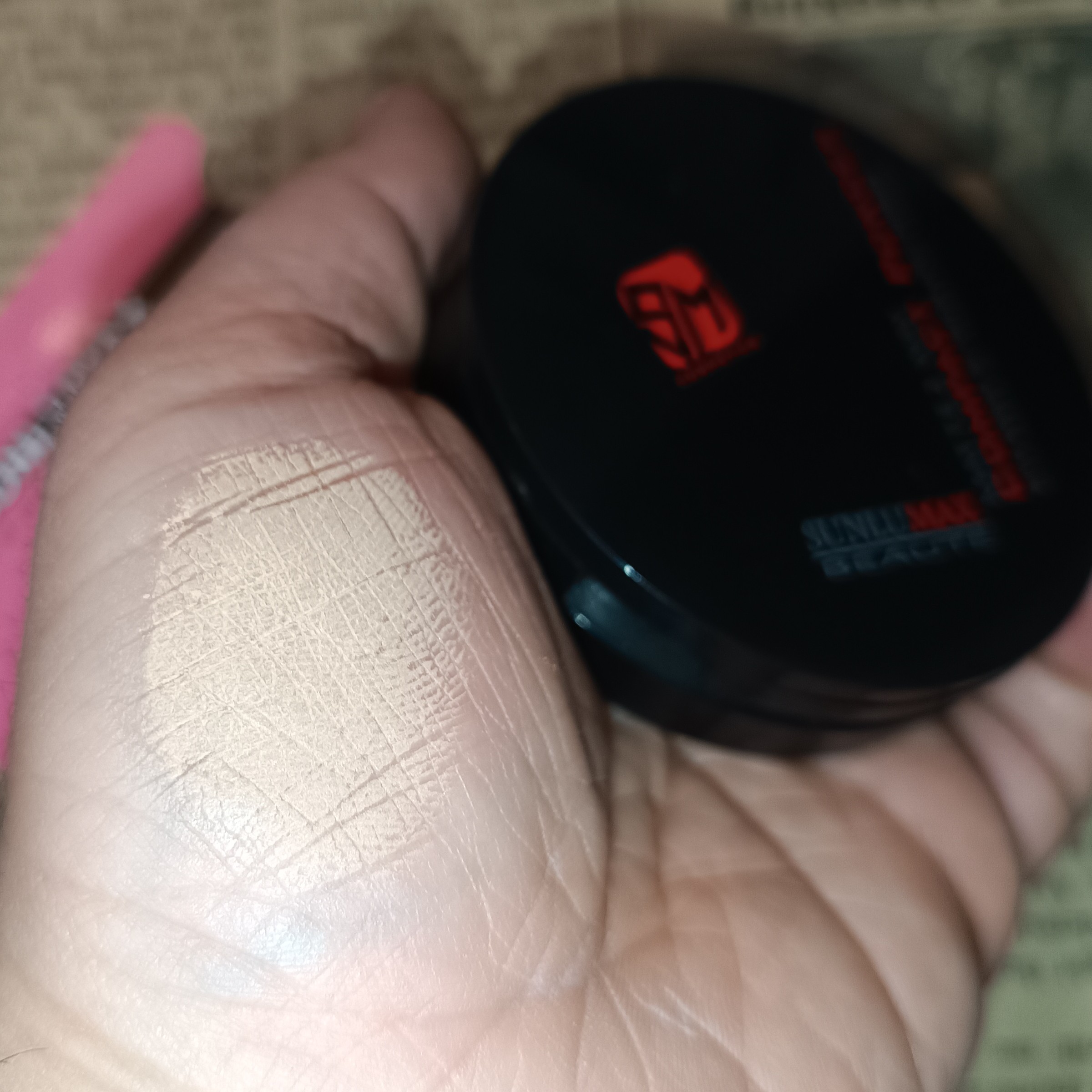پنکک گیاهی سانلومکس 208 فرموله ایتالیا میکاپ صورت