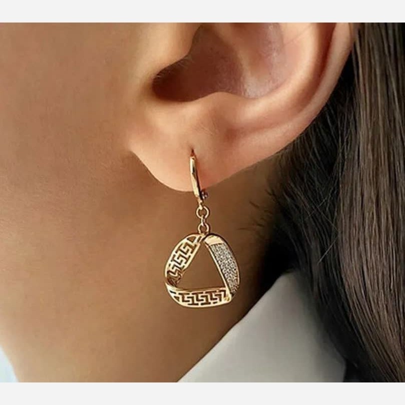 گوشواره ورساچه مثلثی ژوپینگ