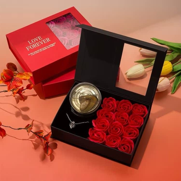 گردنبند مروارید عشق باکس گل معطر گالری زیمبا