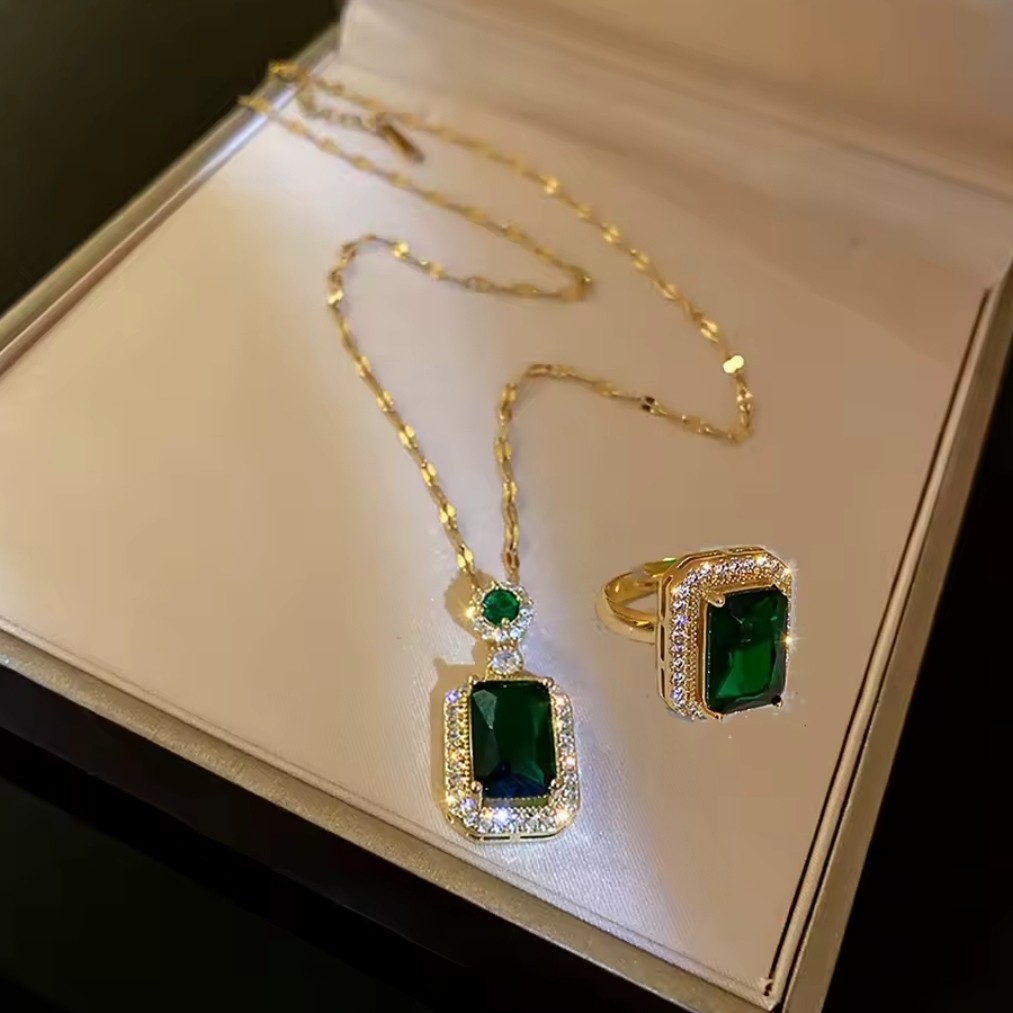 نیمست جواهری سبز فول نگین گالری زیمبا