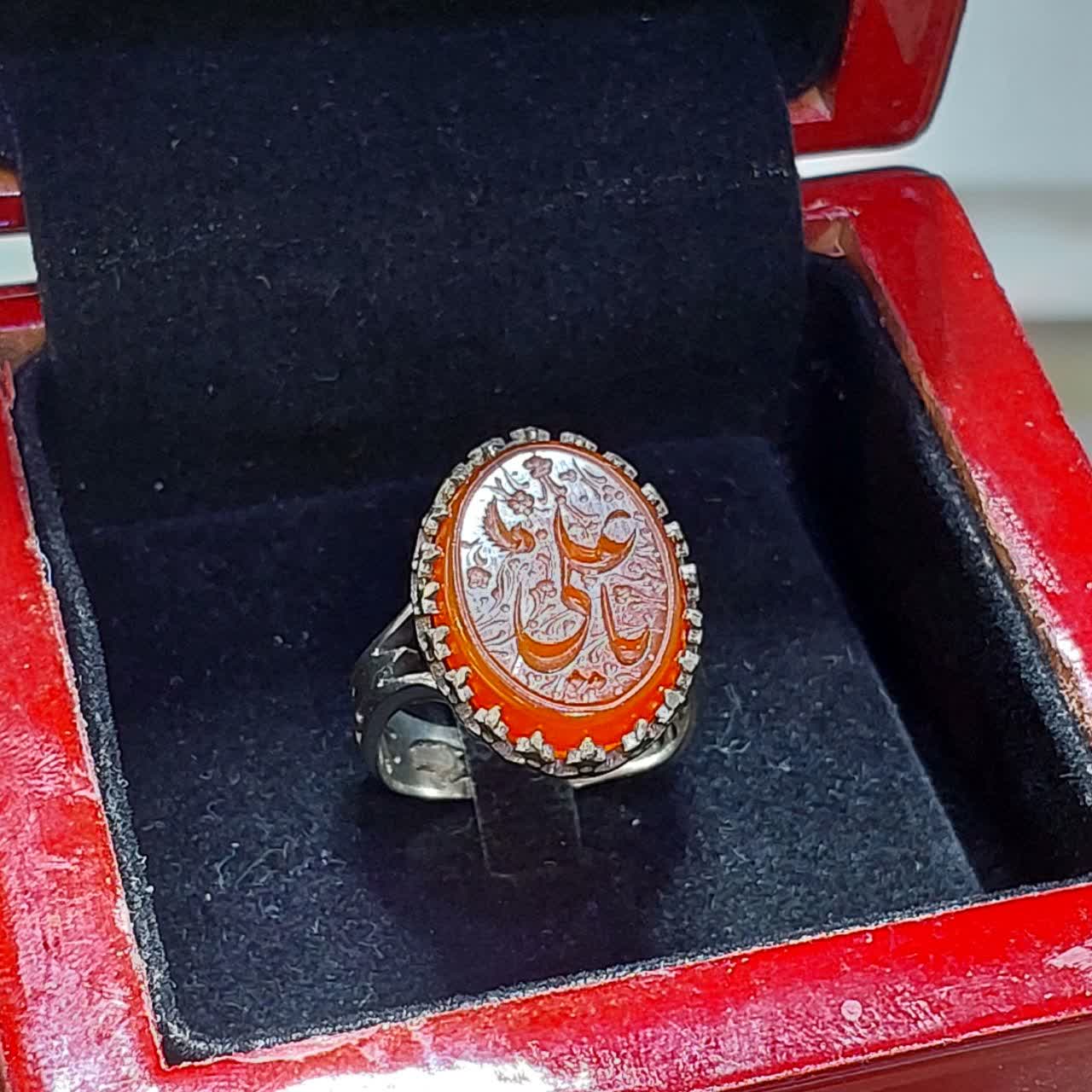 انگشتر آلیاژی باسنگ عقیق قرمز حکاکی یاعلی کد 6036