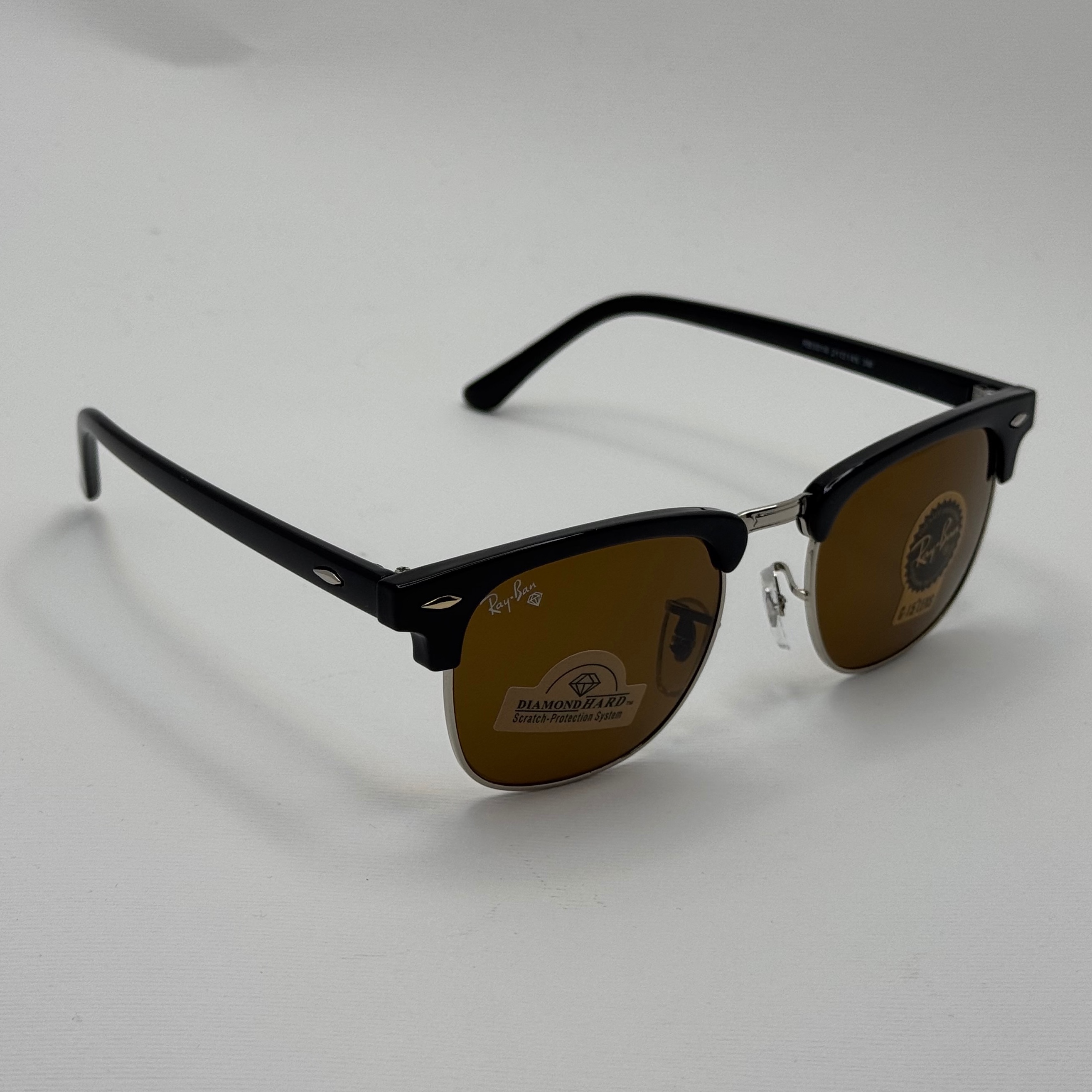 عینک آفتابی ریبن rayban کلاب مستر شیشه سنگ قهوه ای فریم نقره ای rb 3016 به همراه پک کامل (ارسال رایگان)
