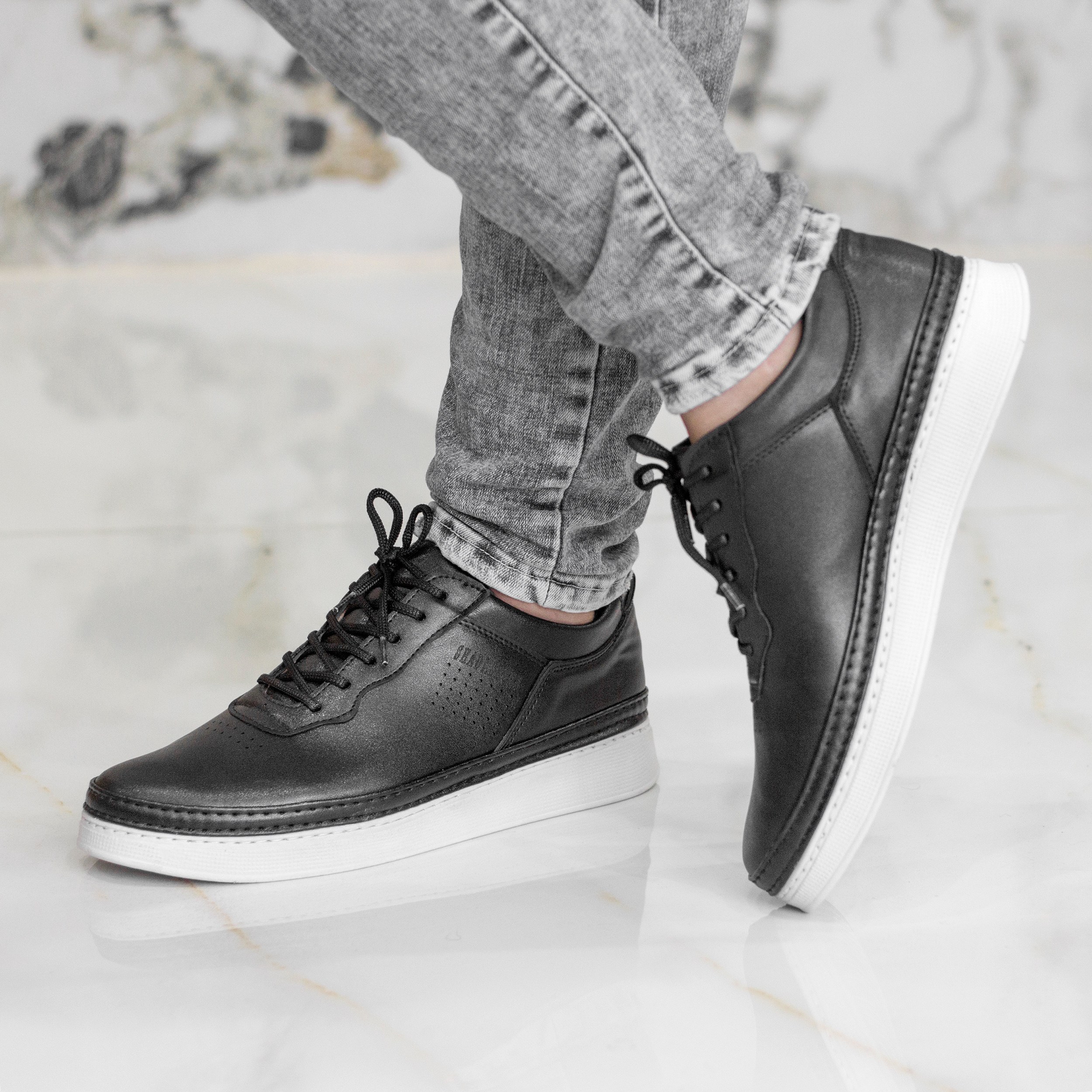 کفش اسپرت مردانه بندی مدل تابان رنگ مشکی زیره سفید (پس کرایه)