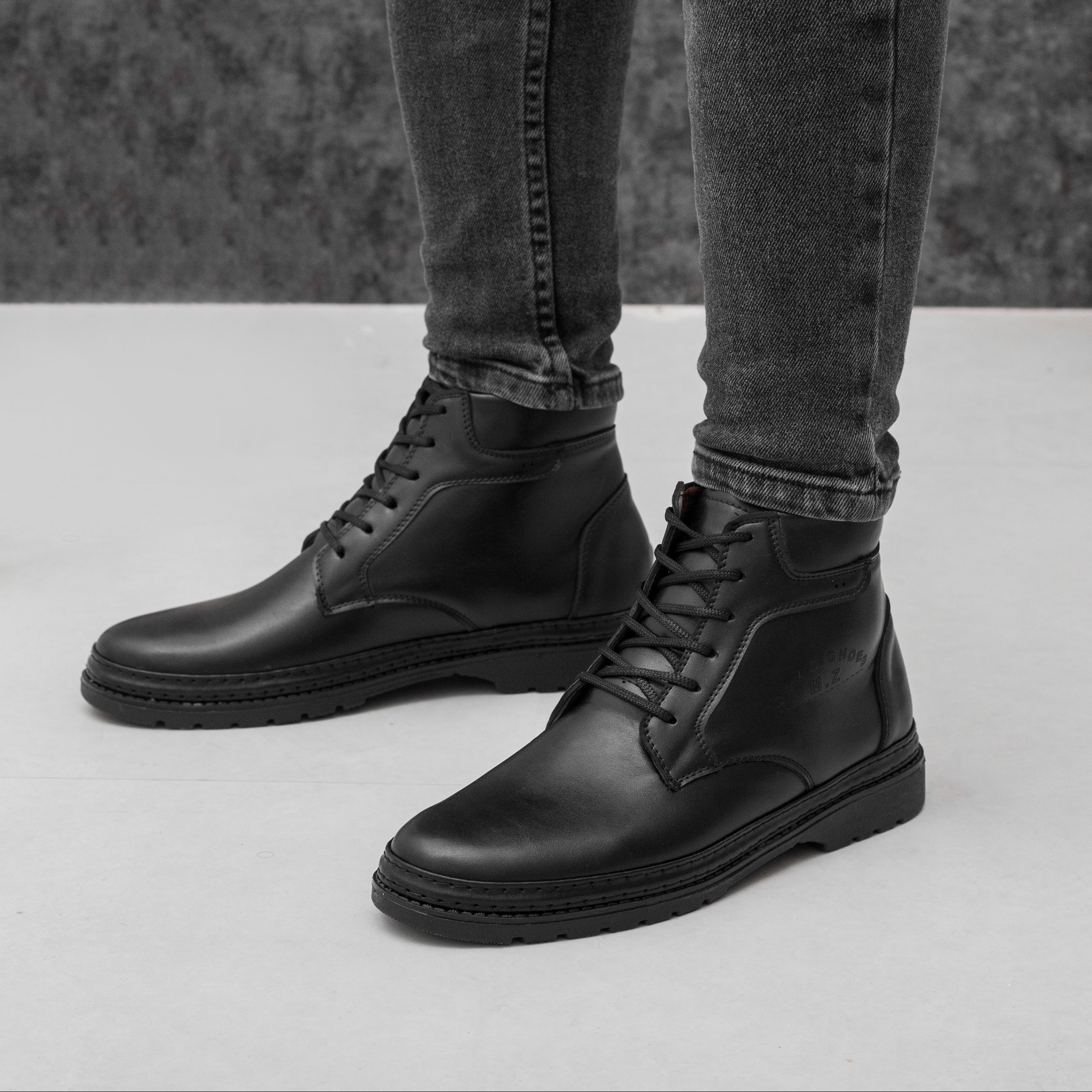 نیم بوت مردانه بندی ساقدار مدل دژاوو رنگ مشکی (پس کرایه)